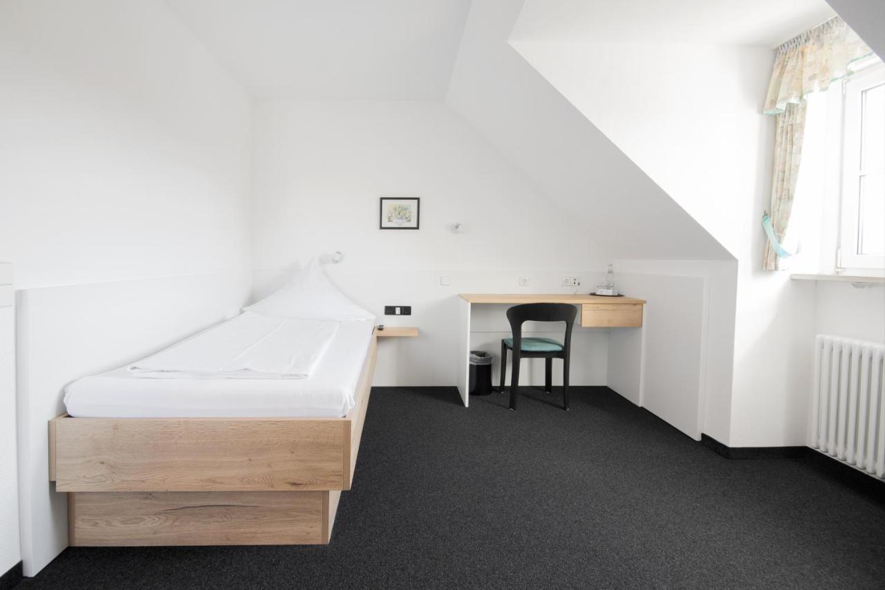 Gasthof Linde - Hotel Blum Unterroth Bagian luar foto